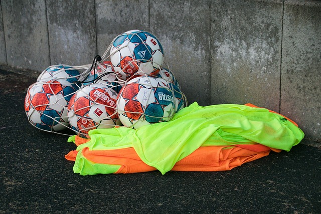 巴萨暂时退 巴萨暂时退